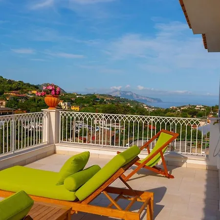 Nevada Infinity With Pool, Terrace, Capri View Villa *