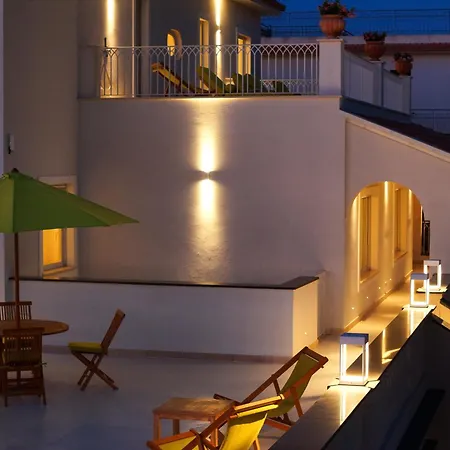 Nevada Infinity With Pool, Terrace, Capri View *
