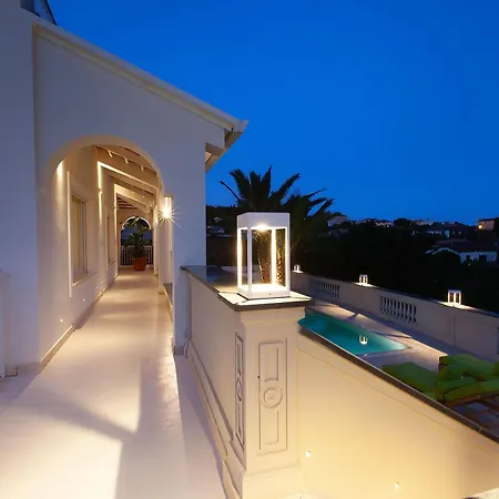 Nevada Infinity With Pool, Terrace, Capri View *